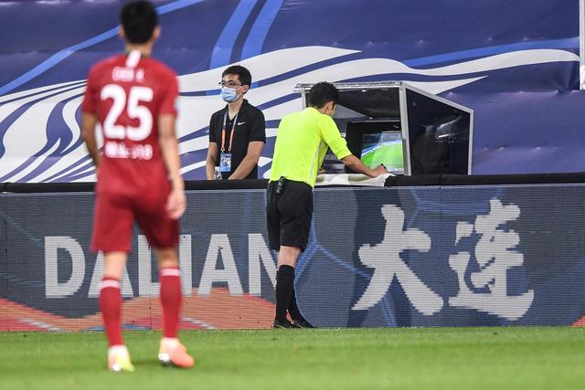 国足表现出色，3-0大胜马尔代夫，王子铭 hat-trick